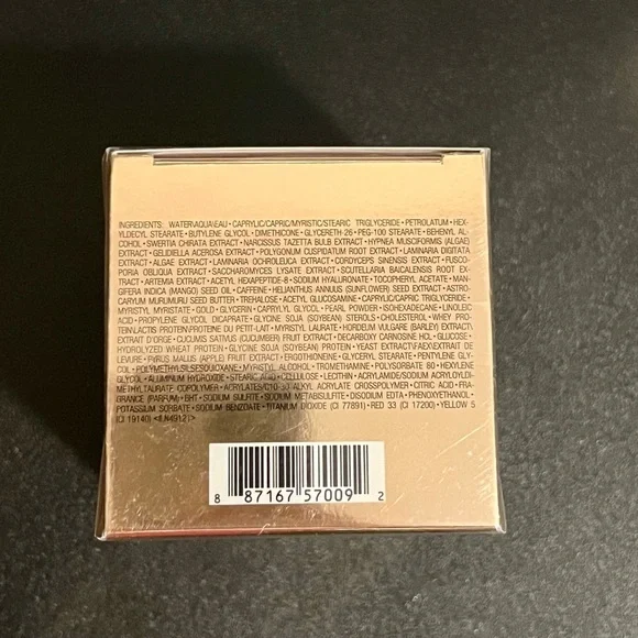 RE-NUTRIV
ULTIMATE LIFT REGENERATING YOUTH MOISTURIZER CREME RICH - Picture 6 of 9